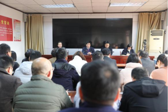 卢氏县委组织部深入学习贯彻全国组织部长会议精神.jpg