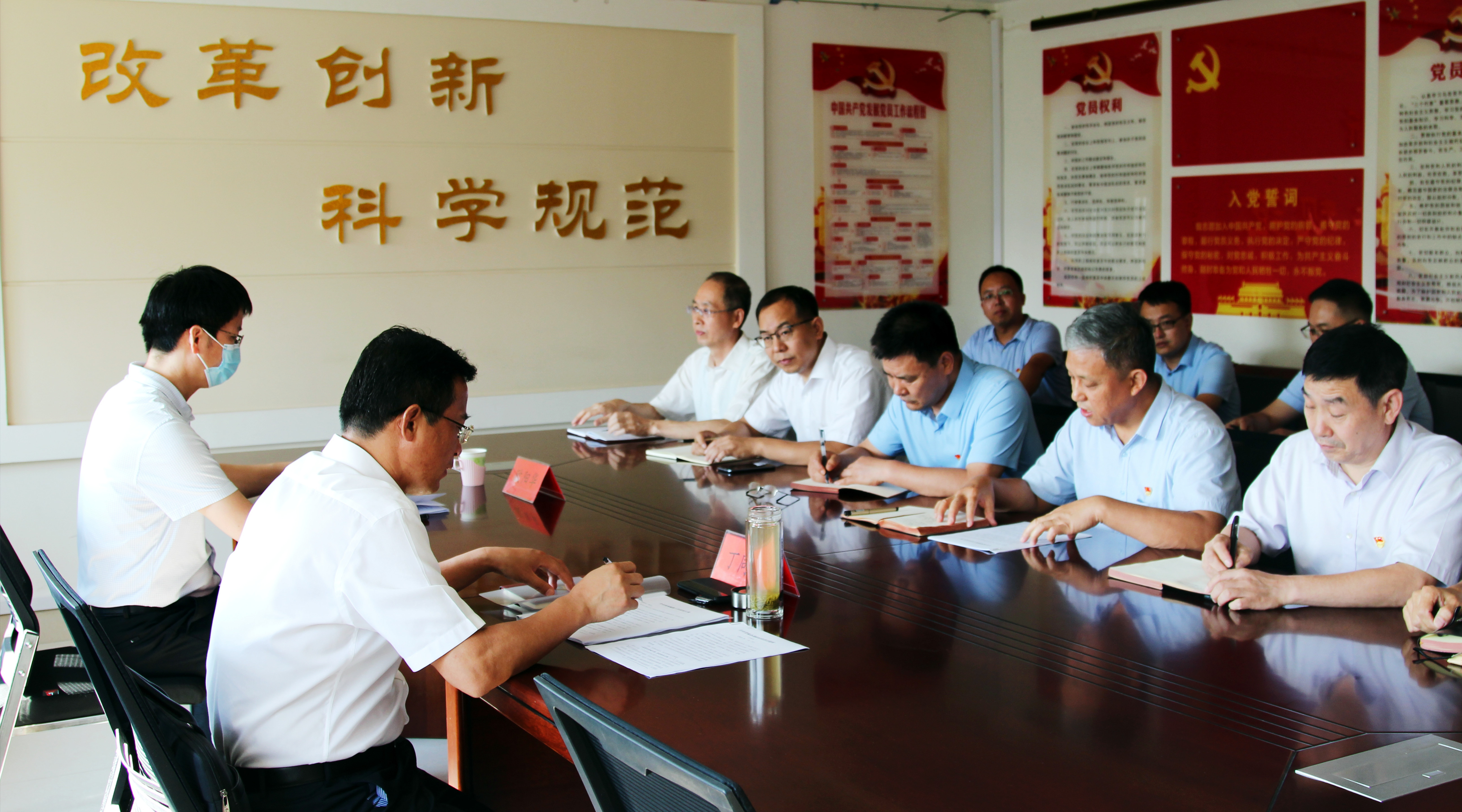 调研机构1.jpg